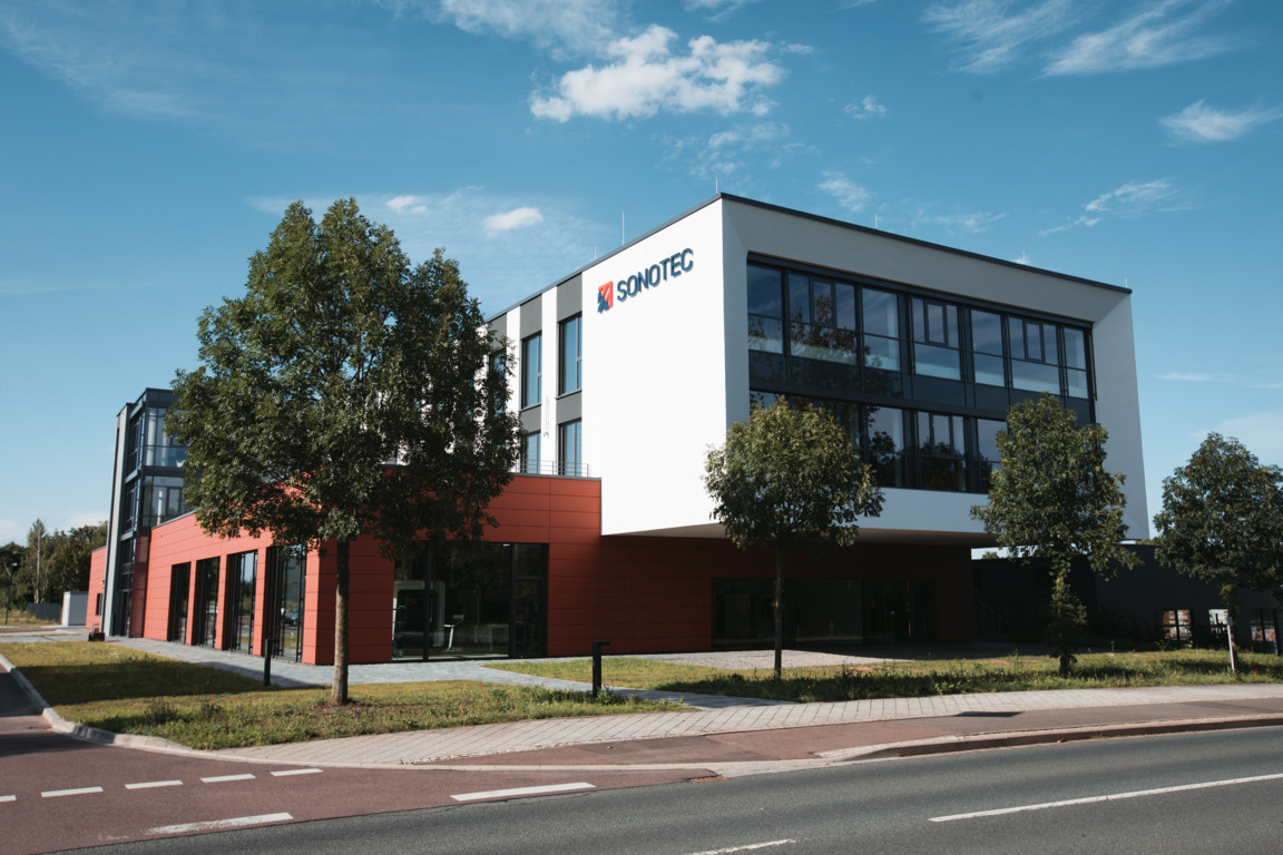 Seit 2024 ist der SONOTEC Hauptsitz an der Thüringer Straße in Halle.